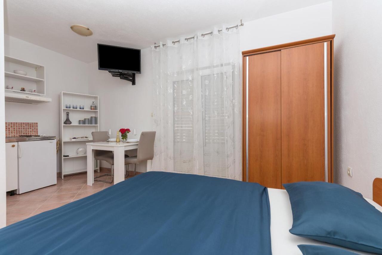 Skiljini Dvori - Studio-Apartman 1 Makarska Exteriör bild