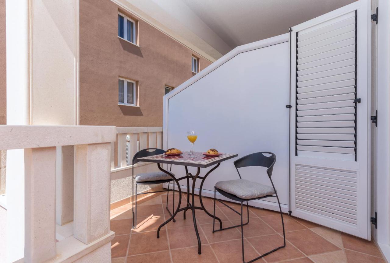 Skiljini Dvori - Studio-Apartman 1 Makarska Exteriör bild