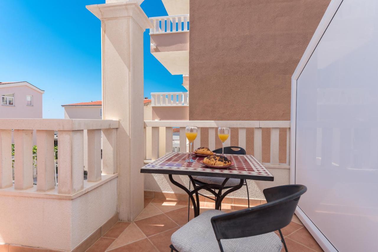 Skiljini Dvori - Studio-Apartman 1 Makarska Exteriör bild