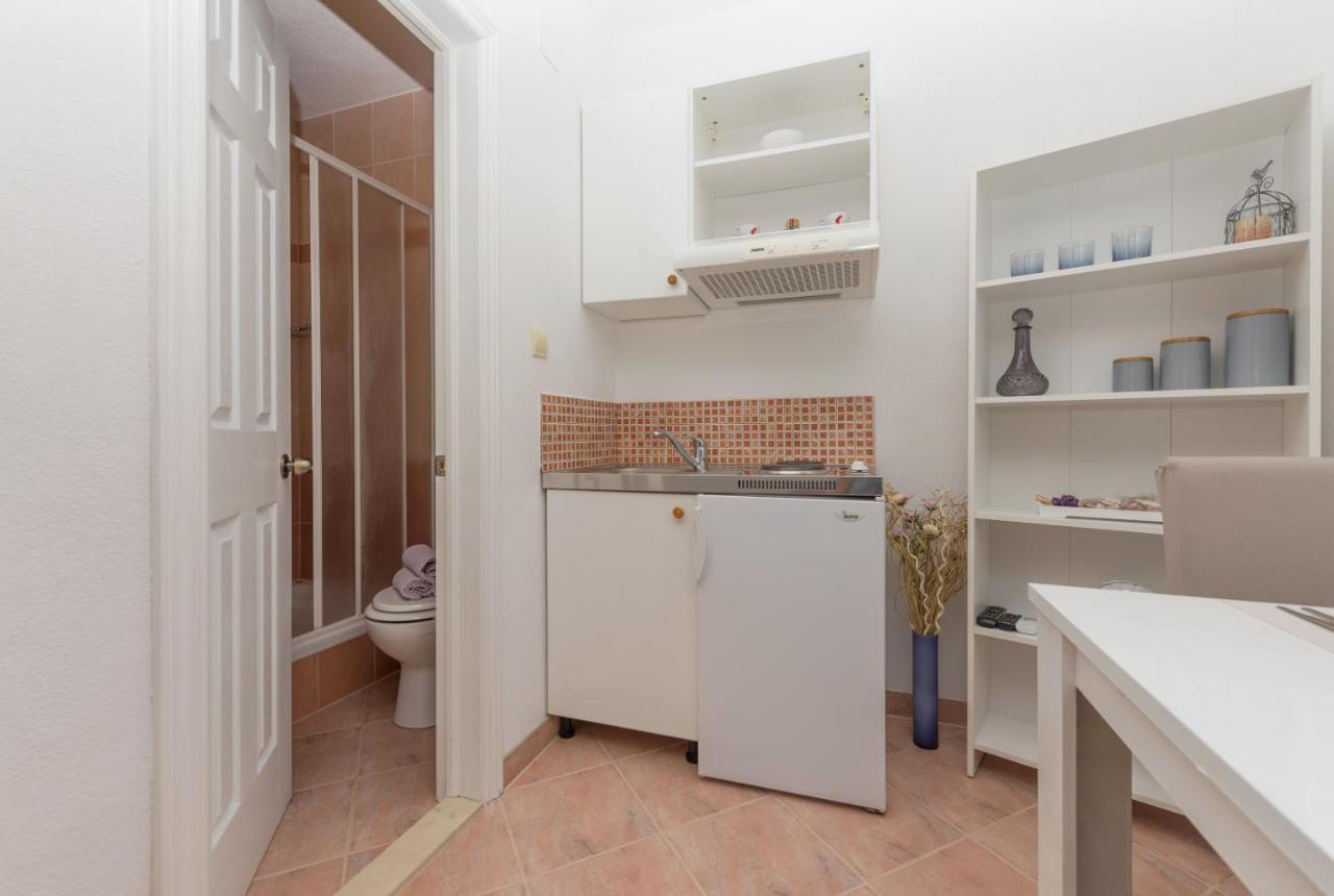 Skiljini Dvori - Studio-Apartman 1 Makarska Exteriör bild